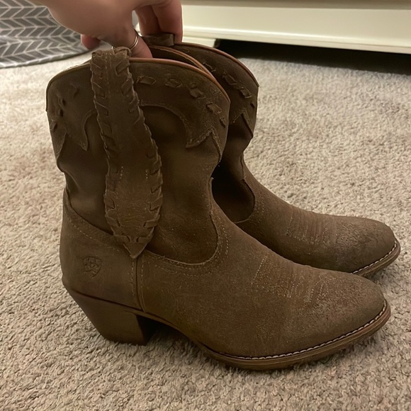 Ariat ankle suede boot - Picture 1 of 6